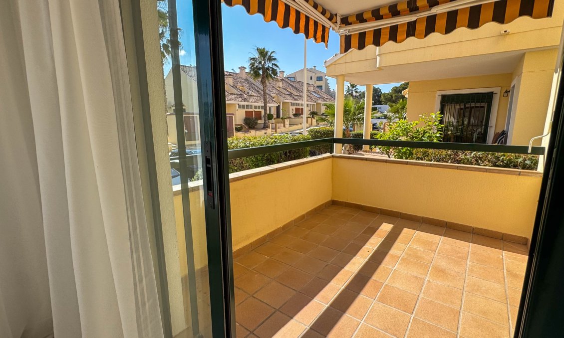 Revânzare - Apartament -
Orihuela Costa - Costa Blanca