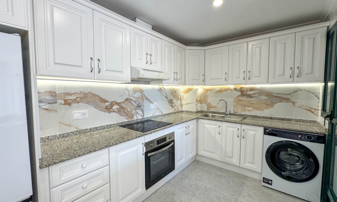 Revânzare - Apartament -
Orihuela Costa - Costa Blanca