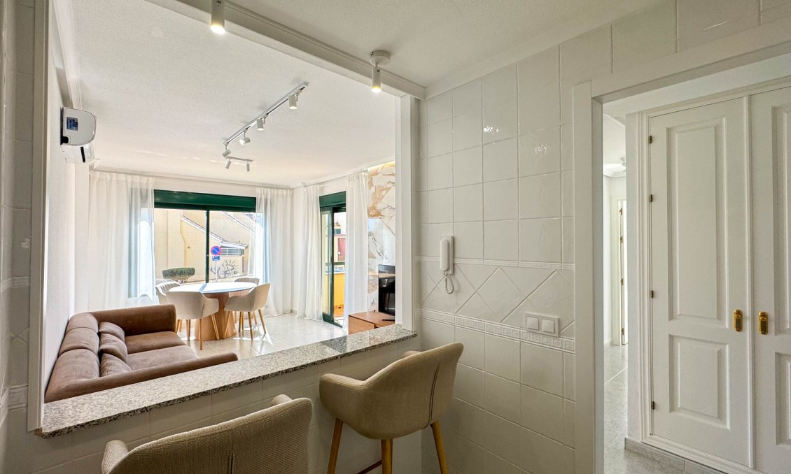 Revânzare - Apartament -
Orihuela Costa - Costa Blanca