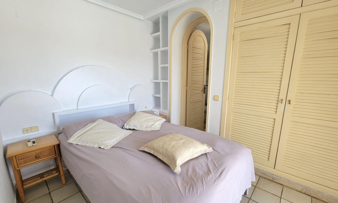 Revânzare - Mansardă -
Torrevieja - Playa De La Mata