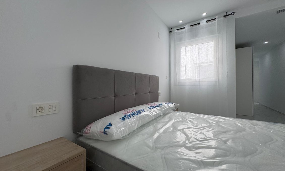 Resale - Apartment -
Torrevieja