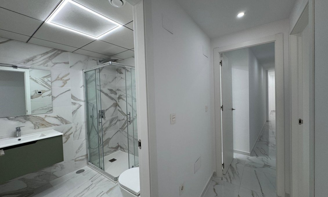 Resale - Apartment -
Torrevieja