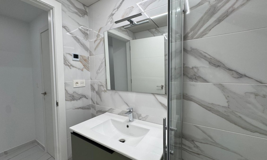 Resale - Apartment -
Torrevieja