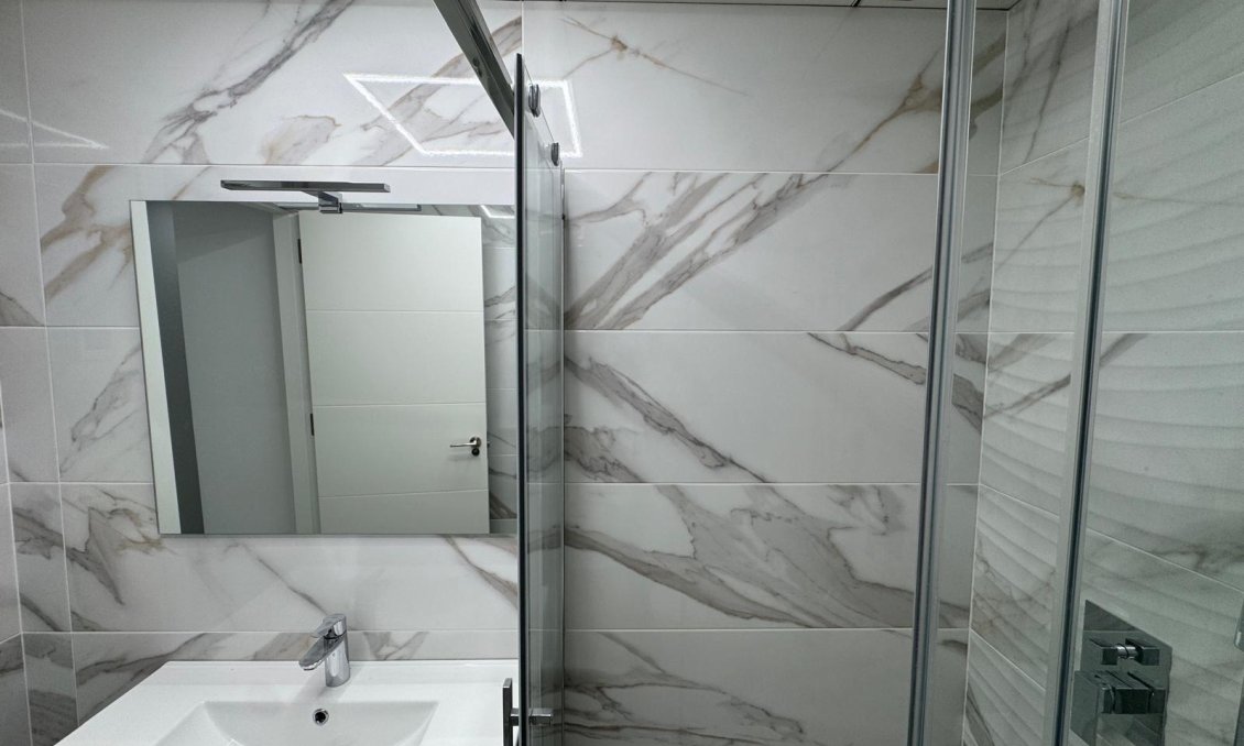 Resale - Apartment -
Torrevieja