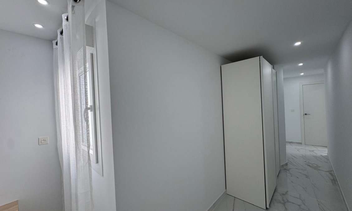 Resale - Apartment -
Torrevieja