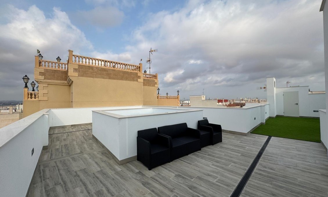 Resale - Apartment -
Torrevieja