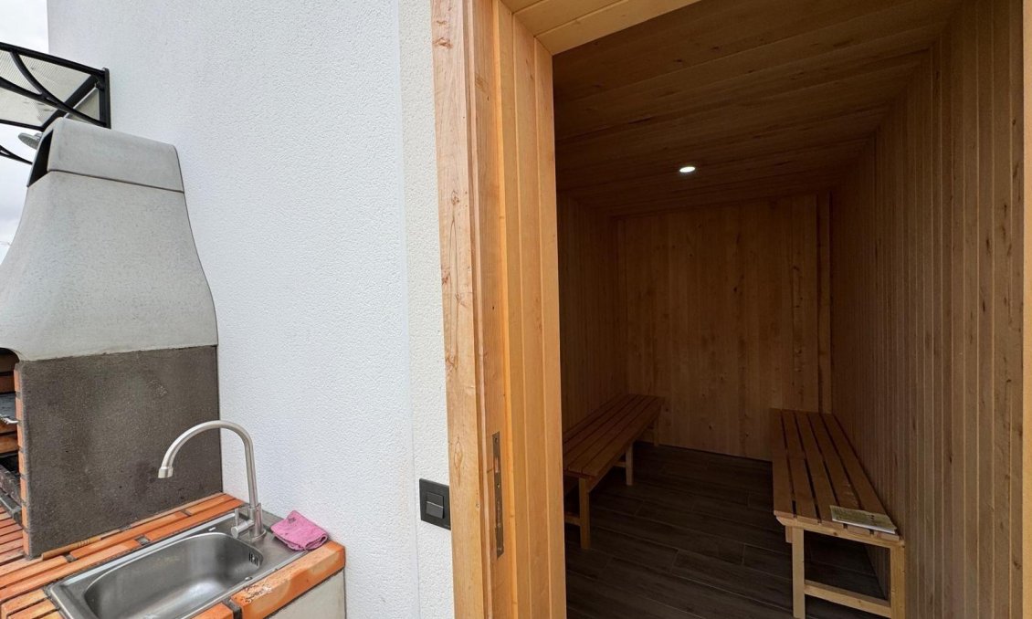 Resale - Apartment -
Torrevieja