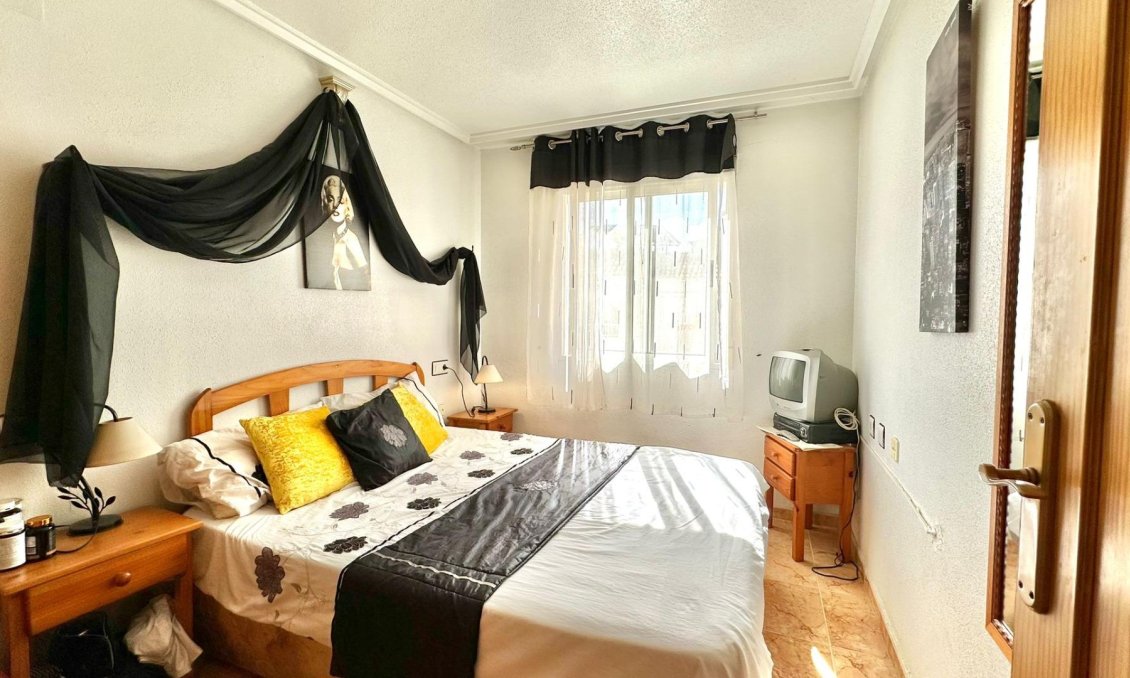 Használt Ingatlanok - Bungaló -
Torrevieja - El Limonar