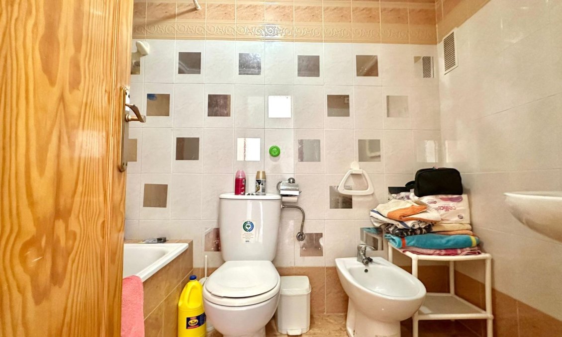 Használt Ingatlanok - Bungaló -
Torrevieja - El Limonar