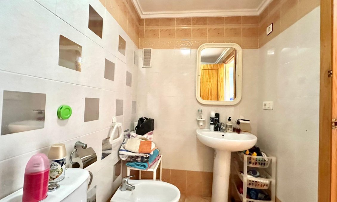 Használt Ingatlanok - Bungaló -
Torrevieja - El Limonar