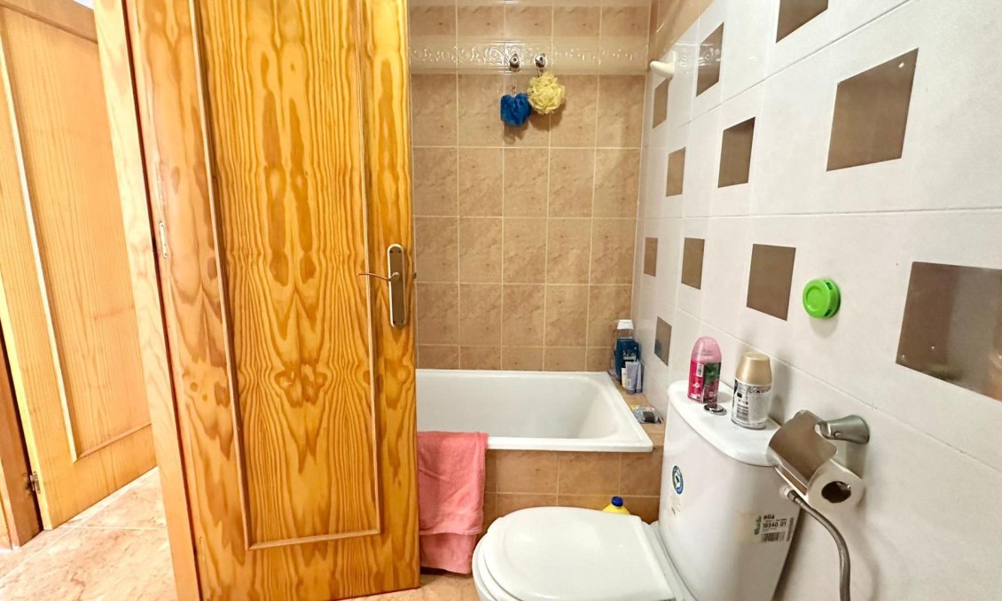 Használt Ingatlanok - Bungaló -
Torrevieja - El Limonar