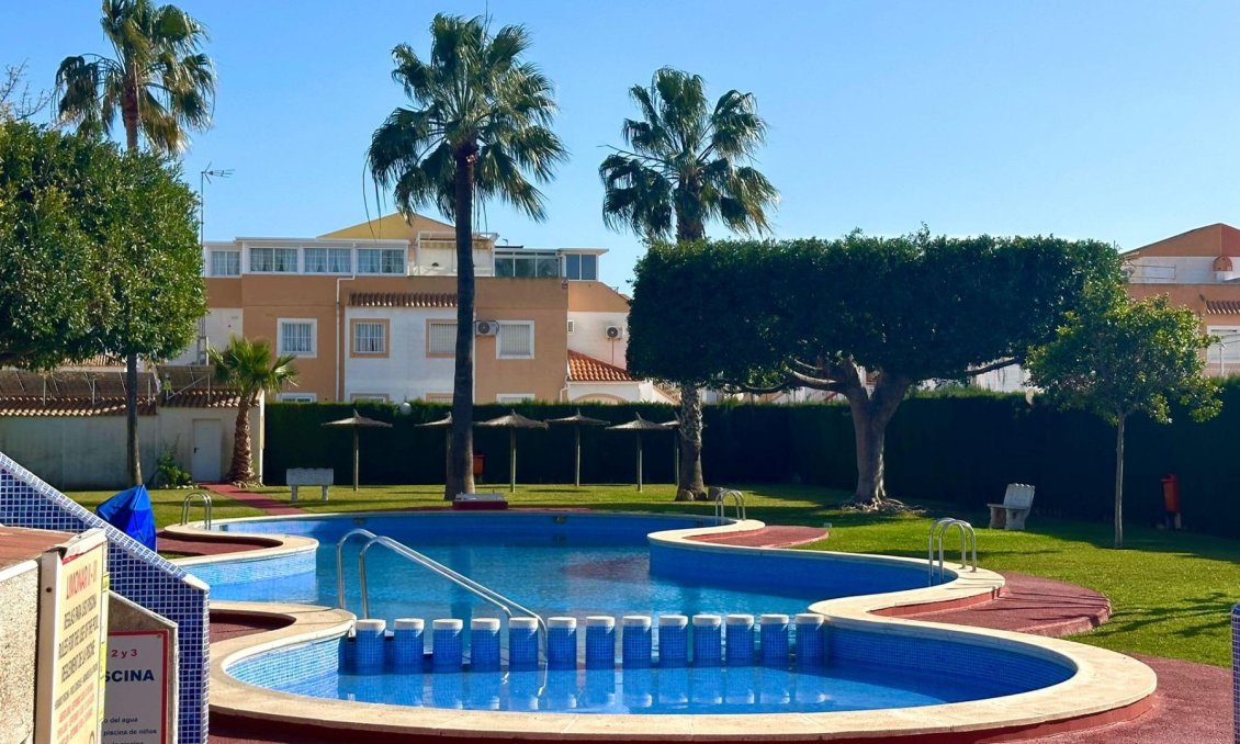 Használt Ingatlanok - Bungaló -
Torrevieja - El Limonar