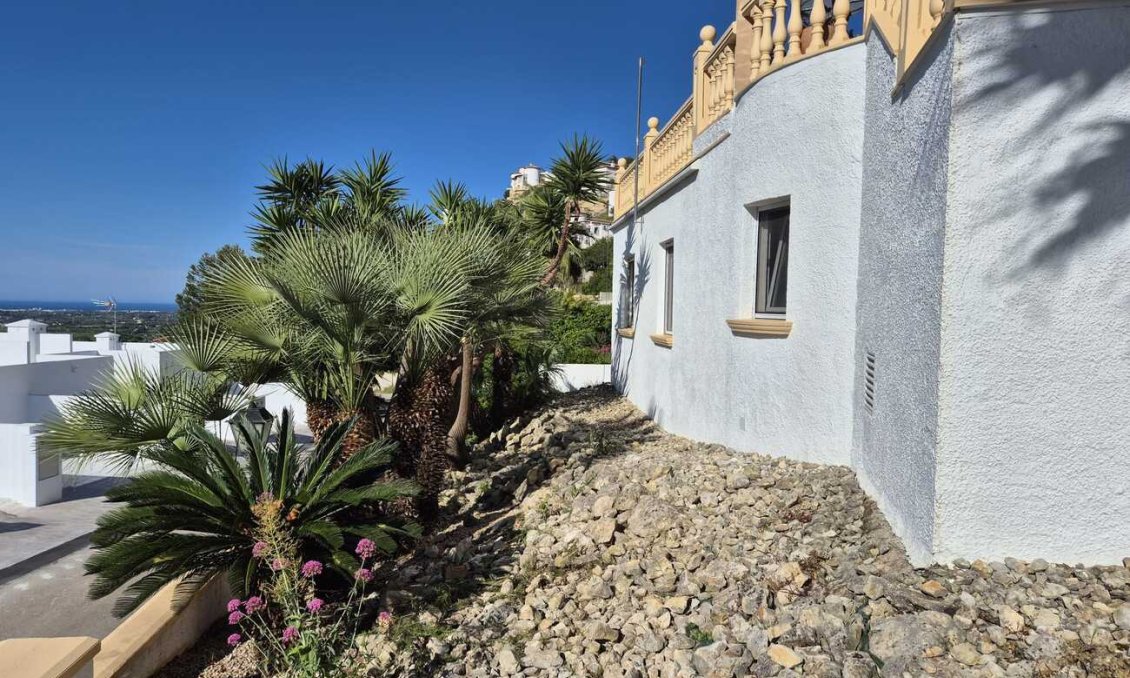 Segunda mano - Villa -
Pedreguer - Inland