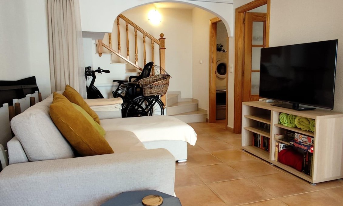 Segunda mano - Bungalow -
Orihuela - Urbanización Perla Del Mar