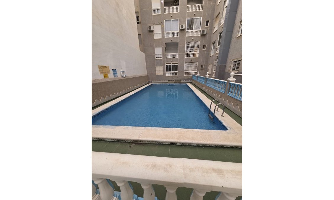 Használt Ingatlanok - Tetőtéri lakás -
Torrevieja - Costa Blanca