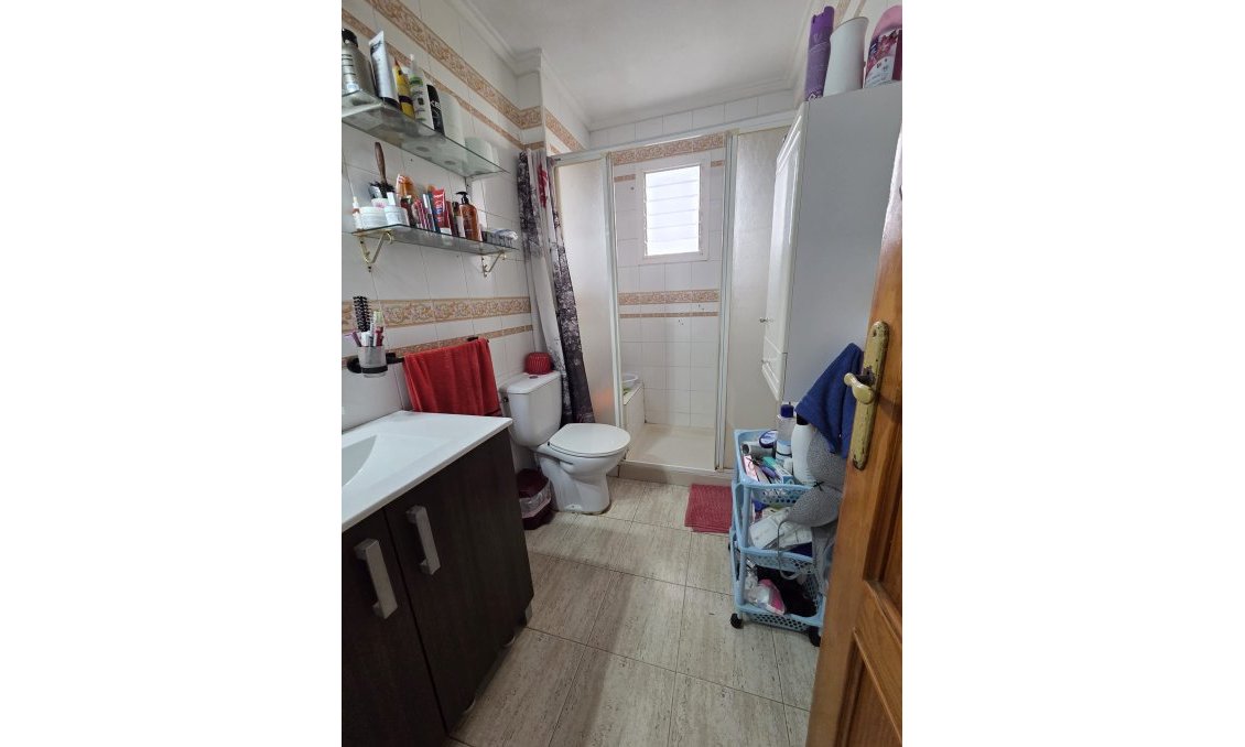 Használt Ingatlanok - Tetőtéri lakás -
Torrevieja - Costa Blanca