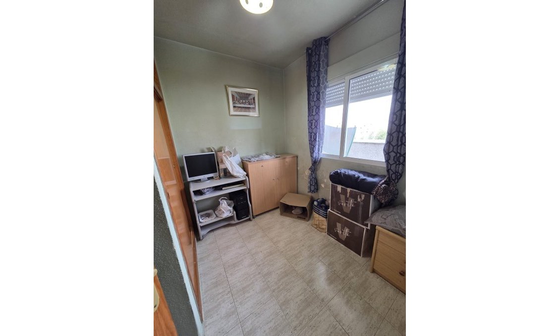 Használt Ingatlanok - Tetőtéri lakás -
Torrevieja - Costa Blanca