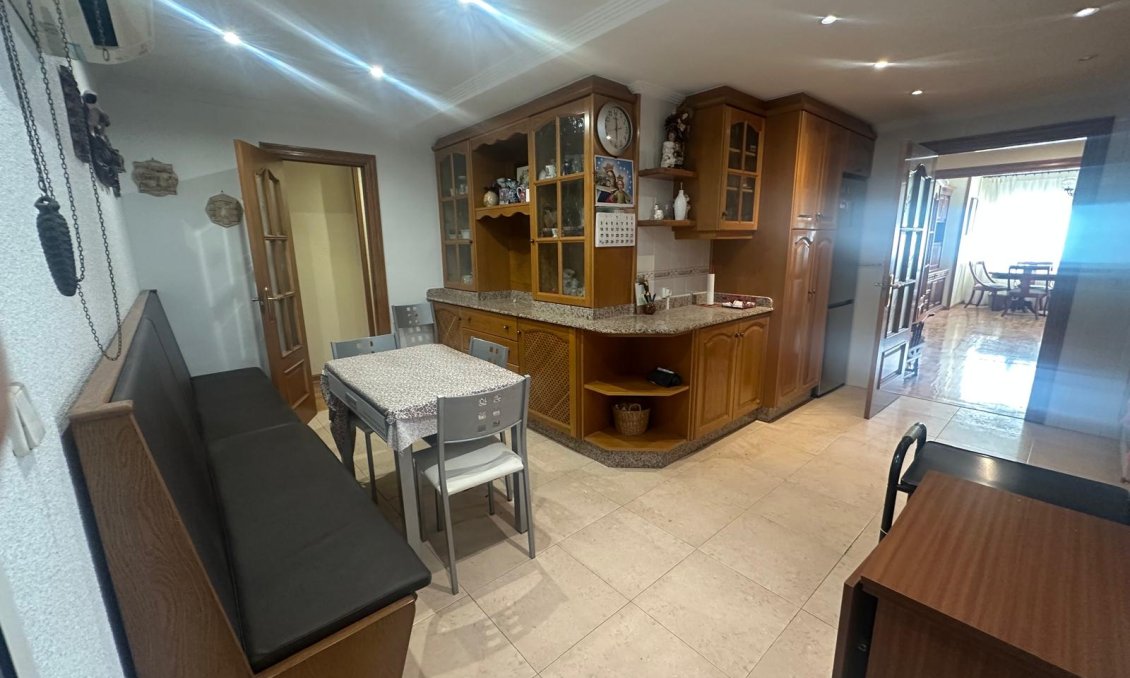 Használt Ingatlanok - Apartman -
Alicante - Costa Blanca