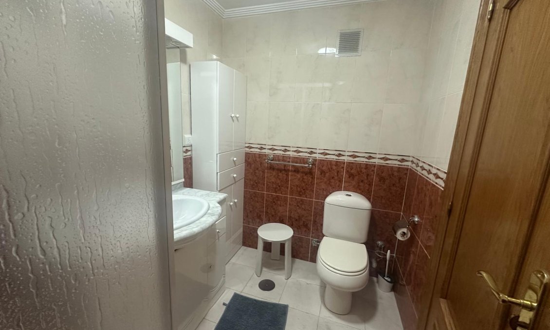 Használt Ingatlanok - Apartman -
Alicante - Costa Blanca