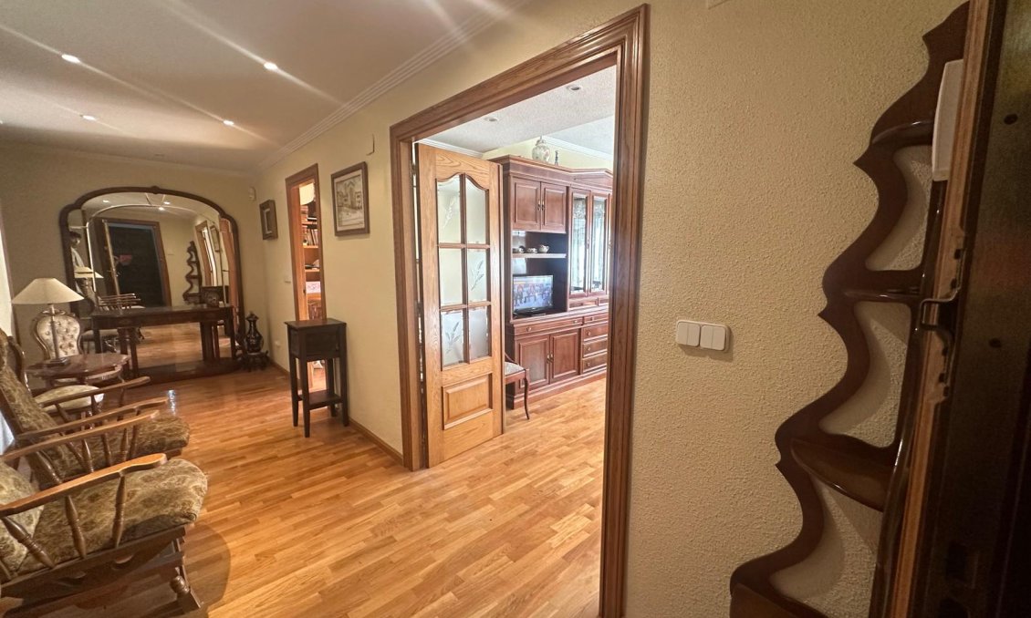 Használt Ingatlanok - Apartman -
Alicante - Costa Blanca