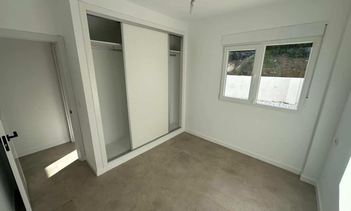 Használt Ingatlanok - Villa -
El Campello - Costa Blanca