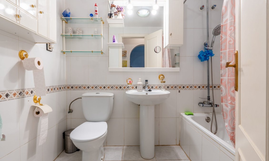 Használt Ingatlanok - Bungaló -
Orihuela Costa - Costa Blanca