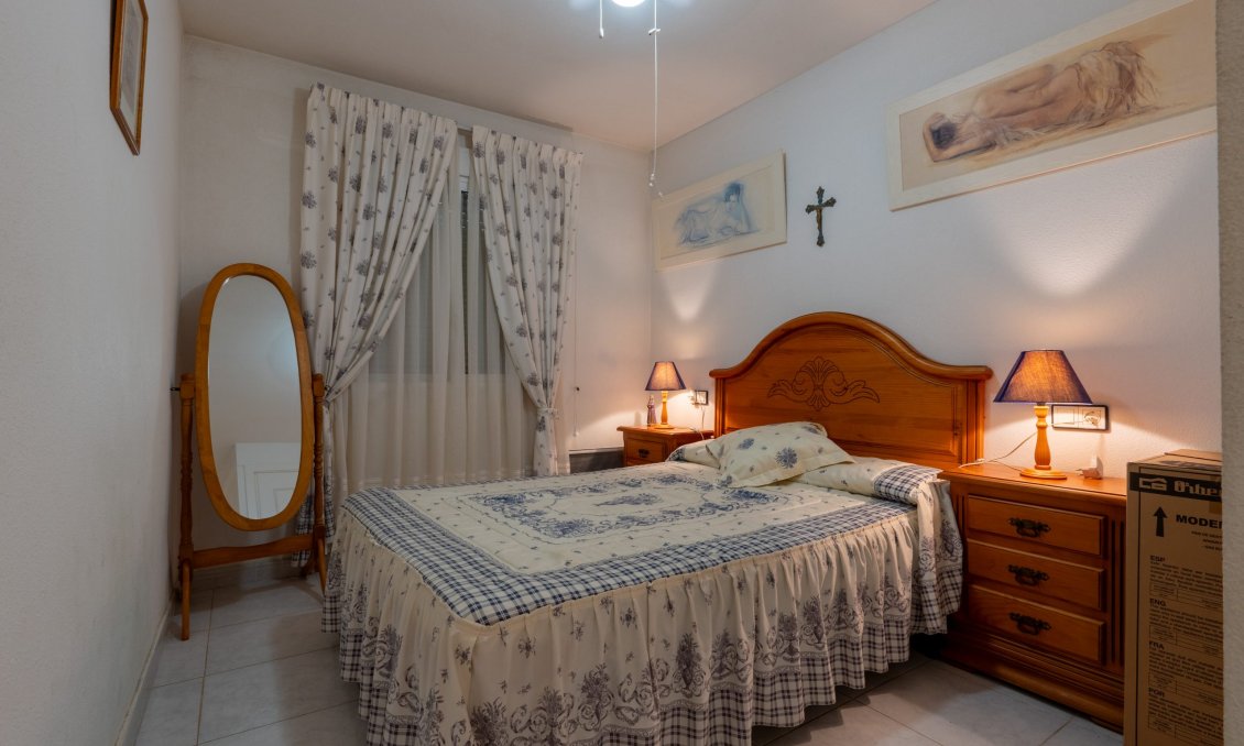 Használt Ingatlanok - Bungaló -
Orihuela Costa - Costa Blanca