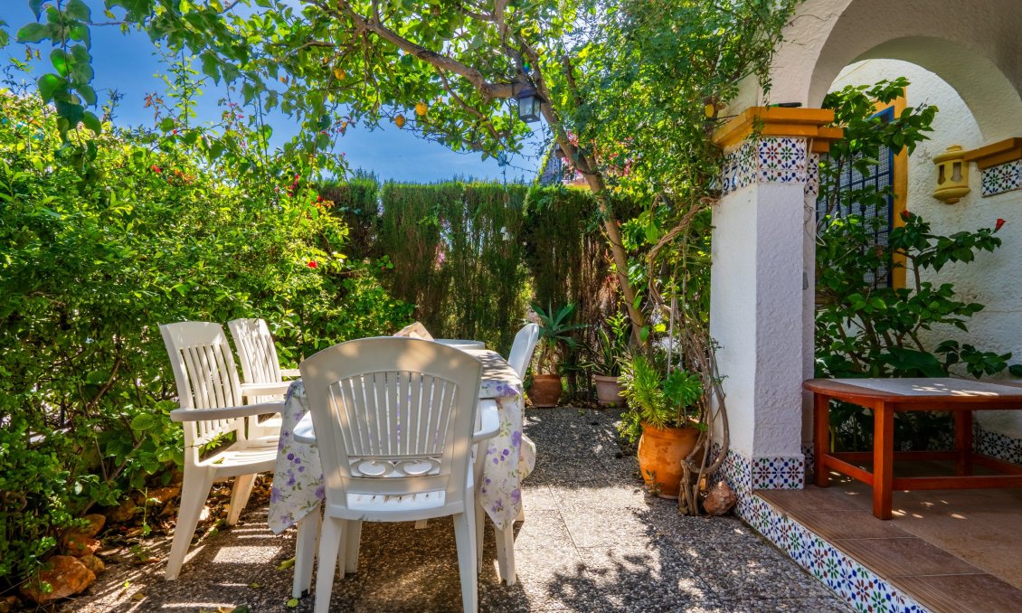 Használt Ingatlanok - Bungaló -
Orihuela Costa - Costa Blanca