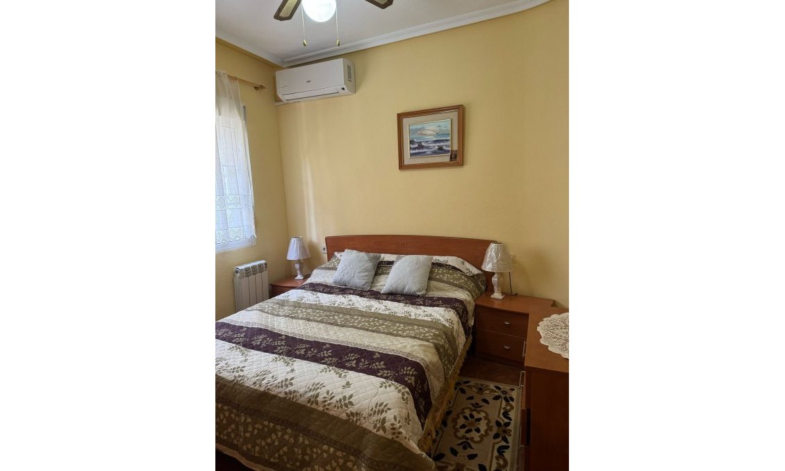 Használt Ingatlanok - Villa -
Orihuela Costa - Costa Blanca