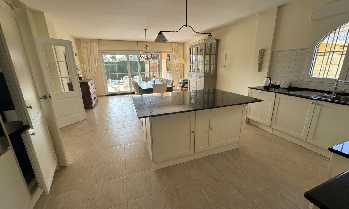 Wiederverkauf - Villa -
Orihuela Costa - Costa Blanca