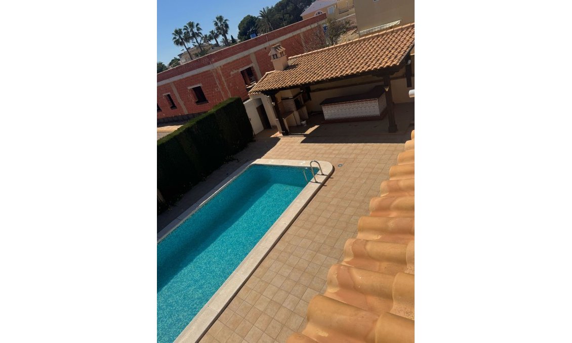 Wiederverkauf - Villa -
Orihuela Costa - Costa Blanca