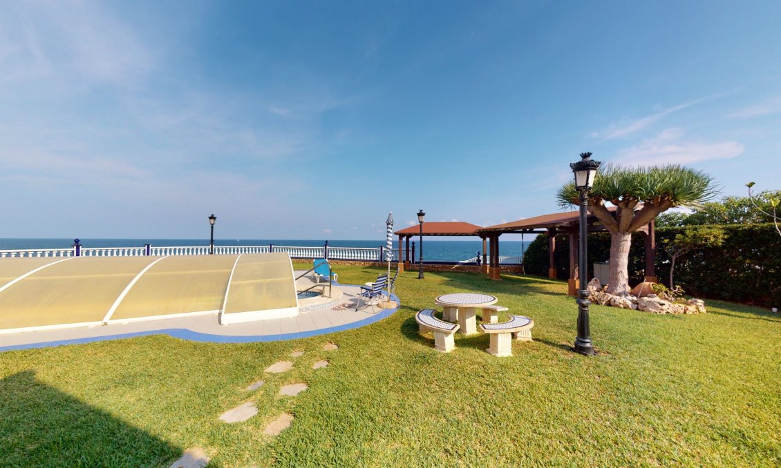 Használt Ingatlanok - Villa -
Orihuela Costa - Costa Blanca