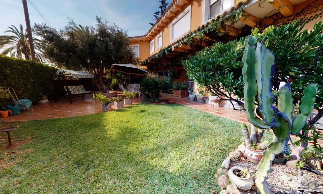 Használt Ingatlanok - Villa -
Orihuela Costa - Costa Blanca