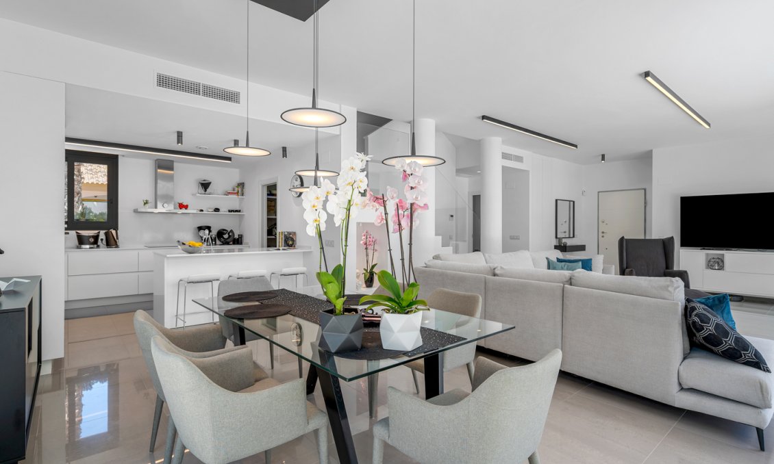 Használt Ingatlanok - Villa -
Guardamar del Segura - Costa Blanca