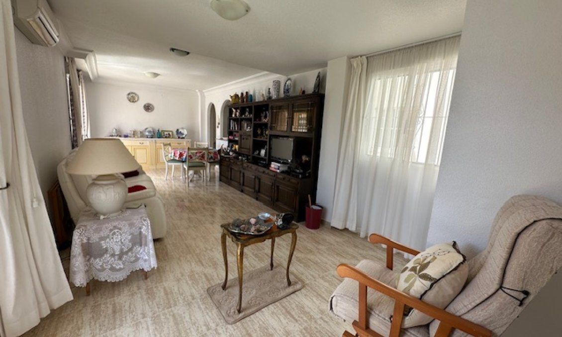 Használt Ingatlanok - Apartman -
Torrevieja - Costa Blanca