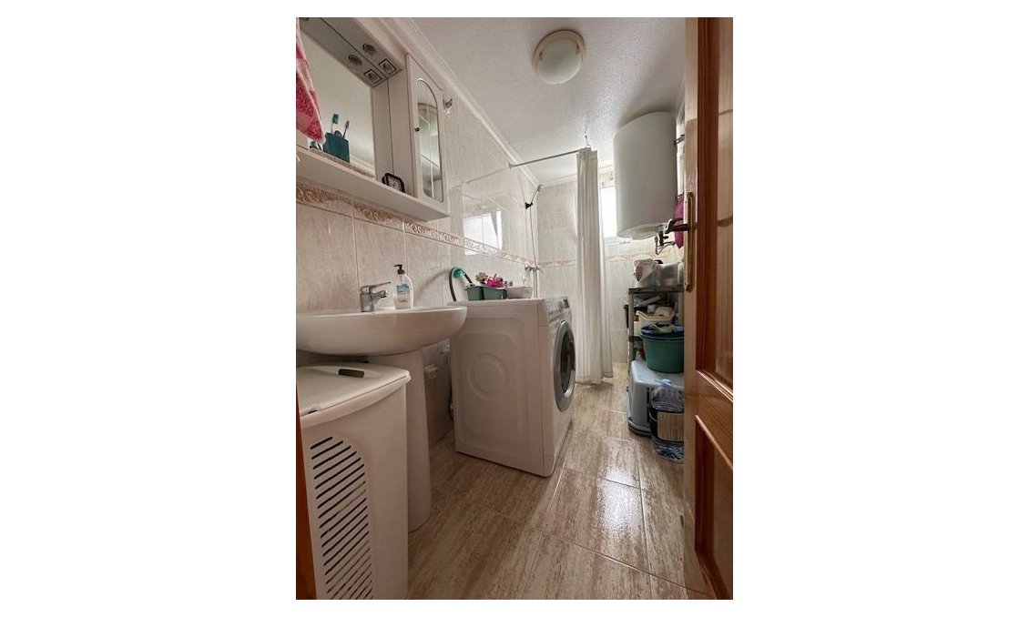 Használt Ingatlanok - Apartman -
Torrevieja - Costa Blanca