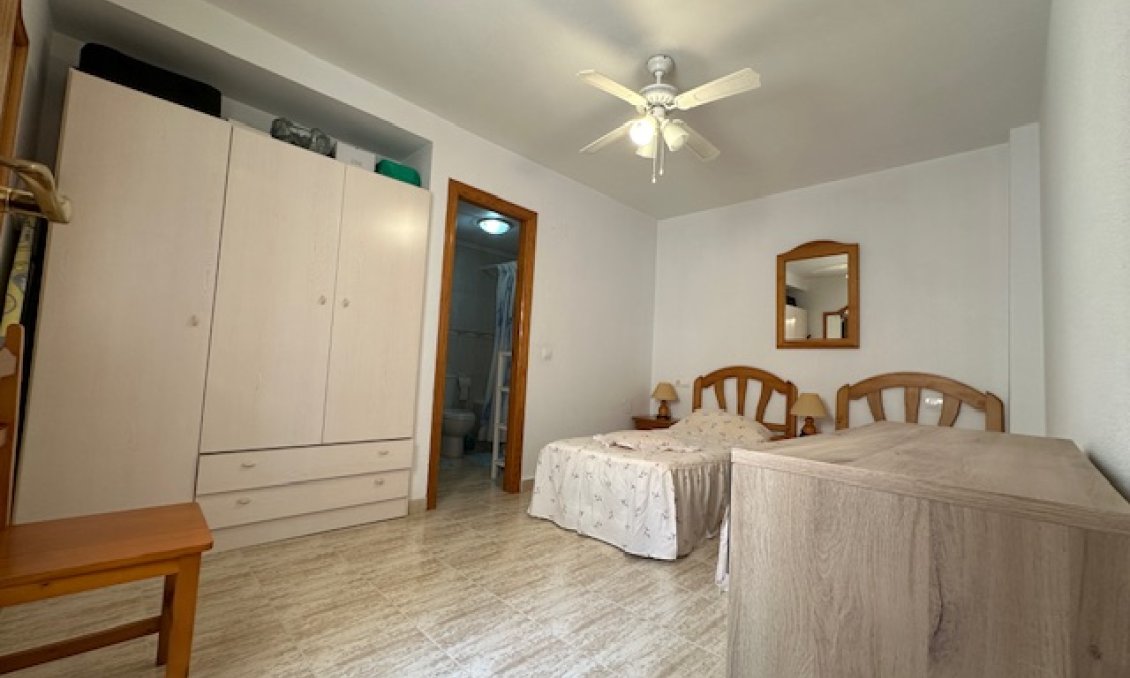 Használt Ingatlanok - Apartman -
Torrevieja - Costa Blanca