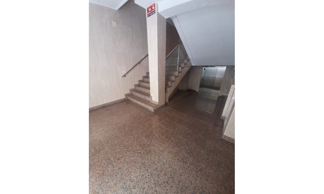 Használt Ingatlanok - Apartman -
Torrevieja - Costa Blanca