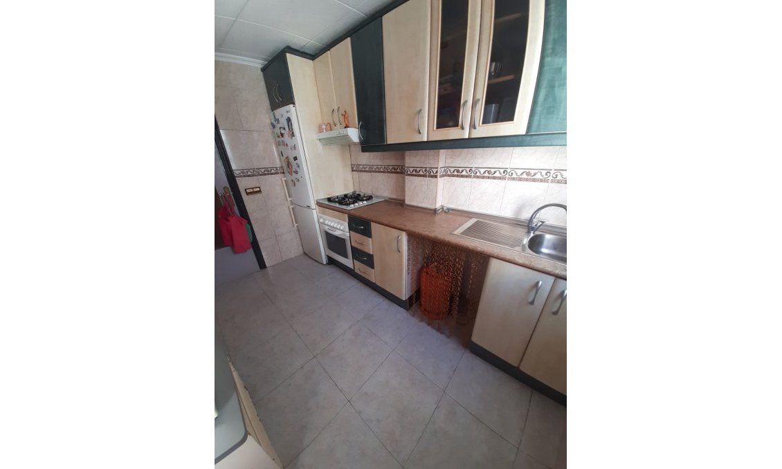Használt Ingatlanok - Apartman -
Torrevieja - Costa Blanca
