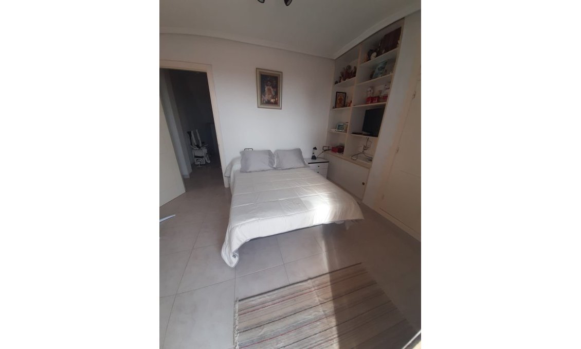 Wiederverkauf - Town House -
Torrevieja - Costa Blanca