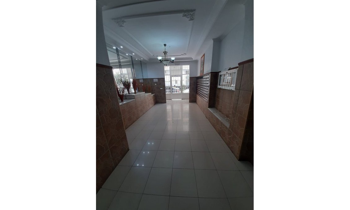 Revente - Appartement -
Torrevieja - Costa Blanca