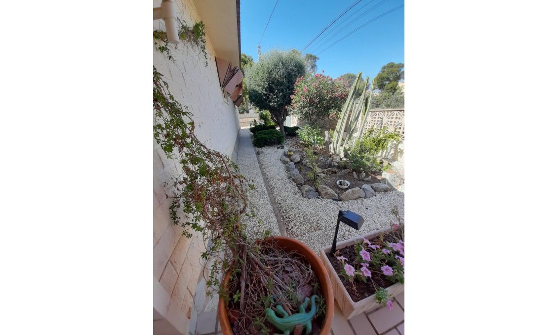 Wiederverkauf - Villa -
Orihuela Costa - Costa Blanca