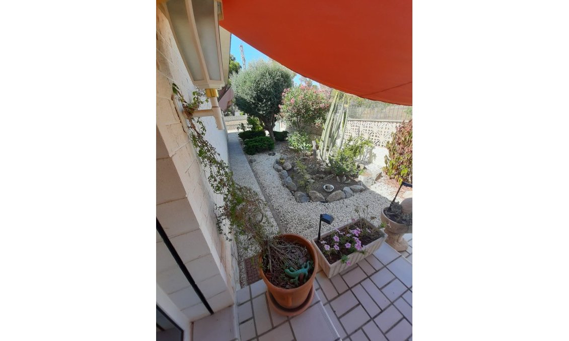 Wiederverkauf - Villa -
Orihuela Costa - Costa Blanca