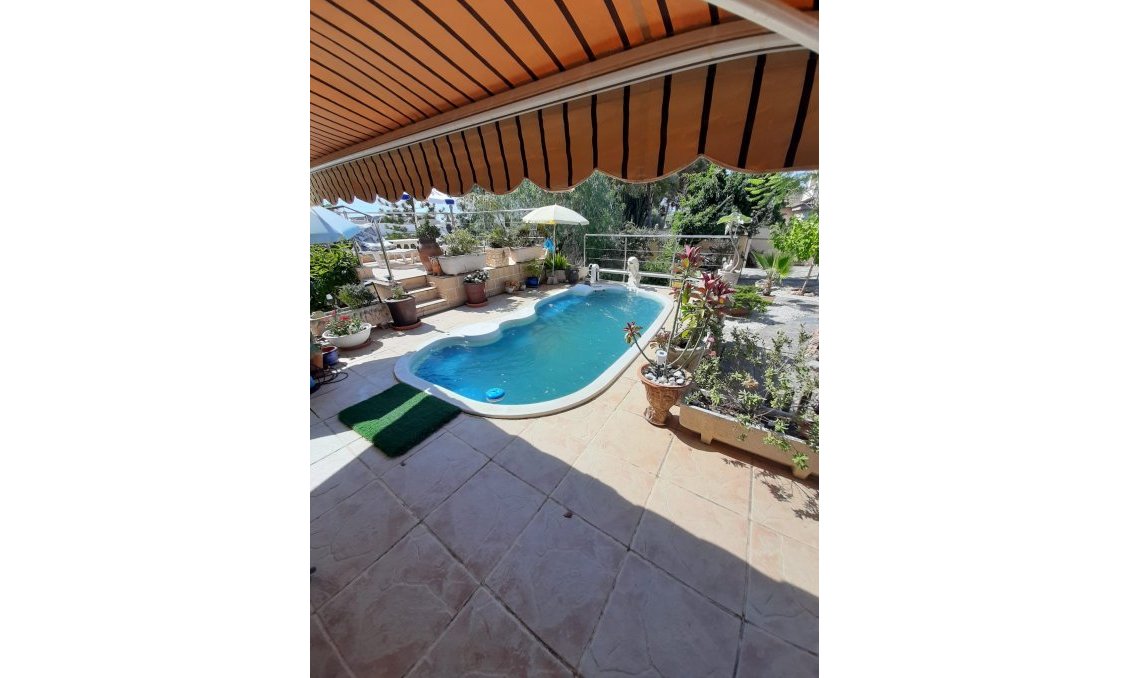 Wiederverkauf - Villa -
Orihuela Costa - Costa Blanca