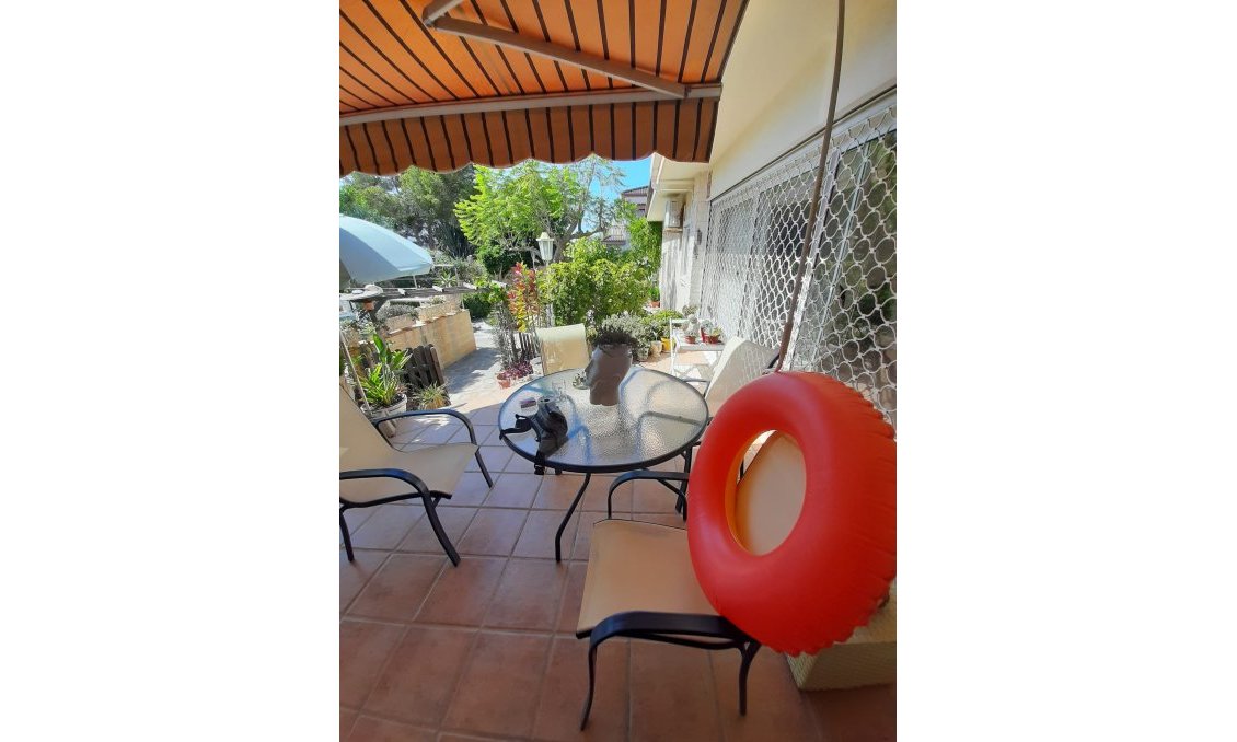 Wiederverkauf - Villa -
Orihuela Costa - Costa Blanca