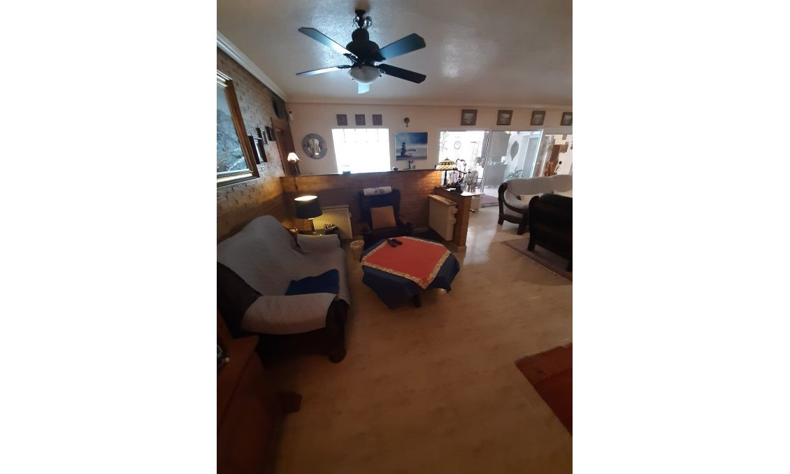 Wiederverkauf - Villa -
Orihuela Costa - Costa Blanca