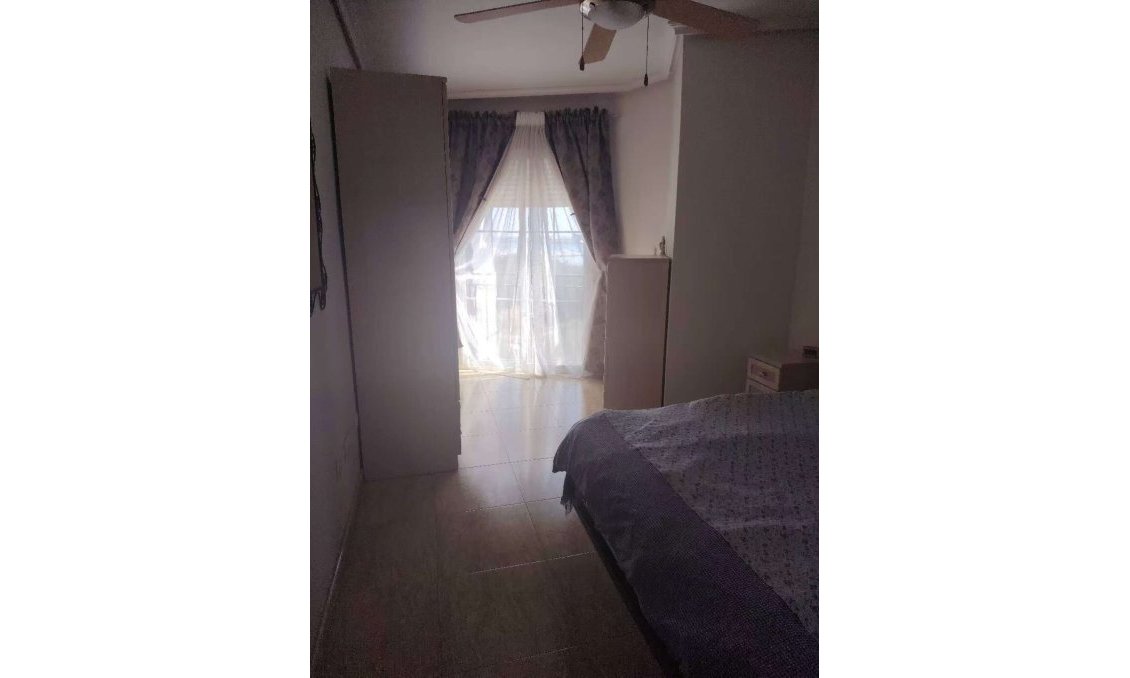 Használt Ingatlanok - Apartman -
Torrevieja - Costa Blanca