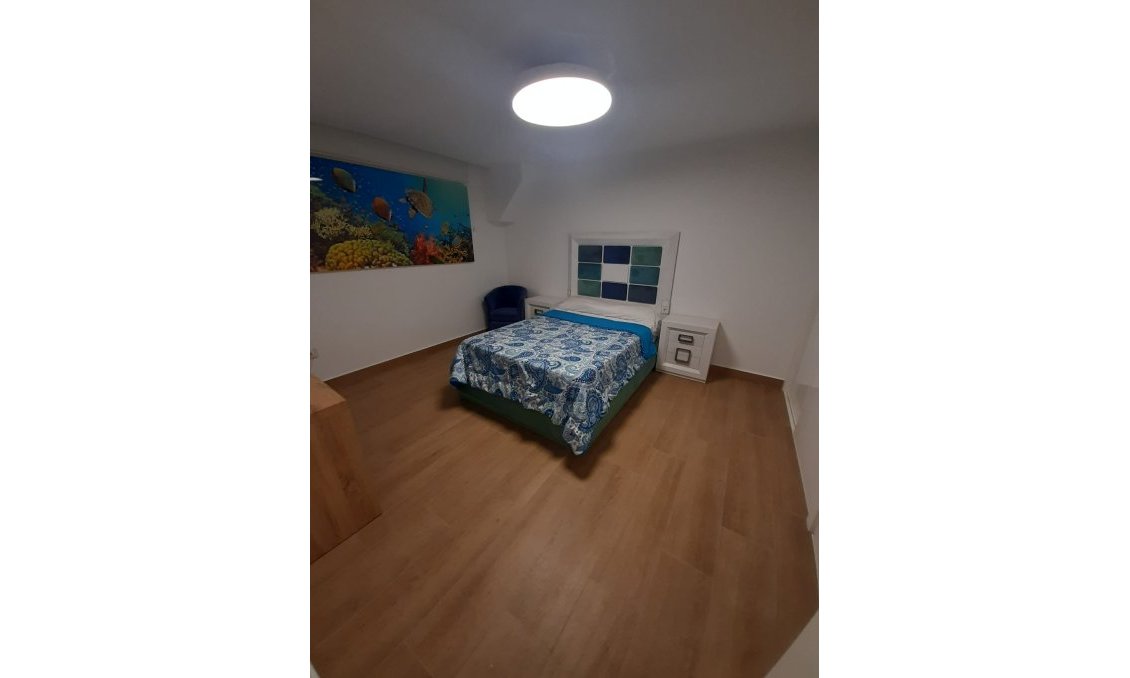 Használt Ingatlanok - Villa -
San Miguel de Salinas - Inland