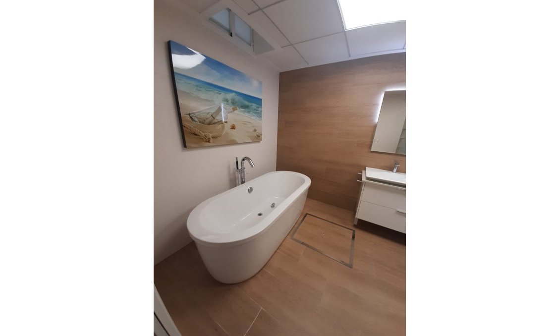 Használt Ingatlanok - Villa -
San Miguel de Salinas - Inland