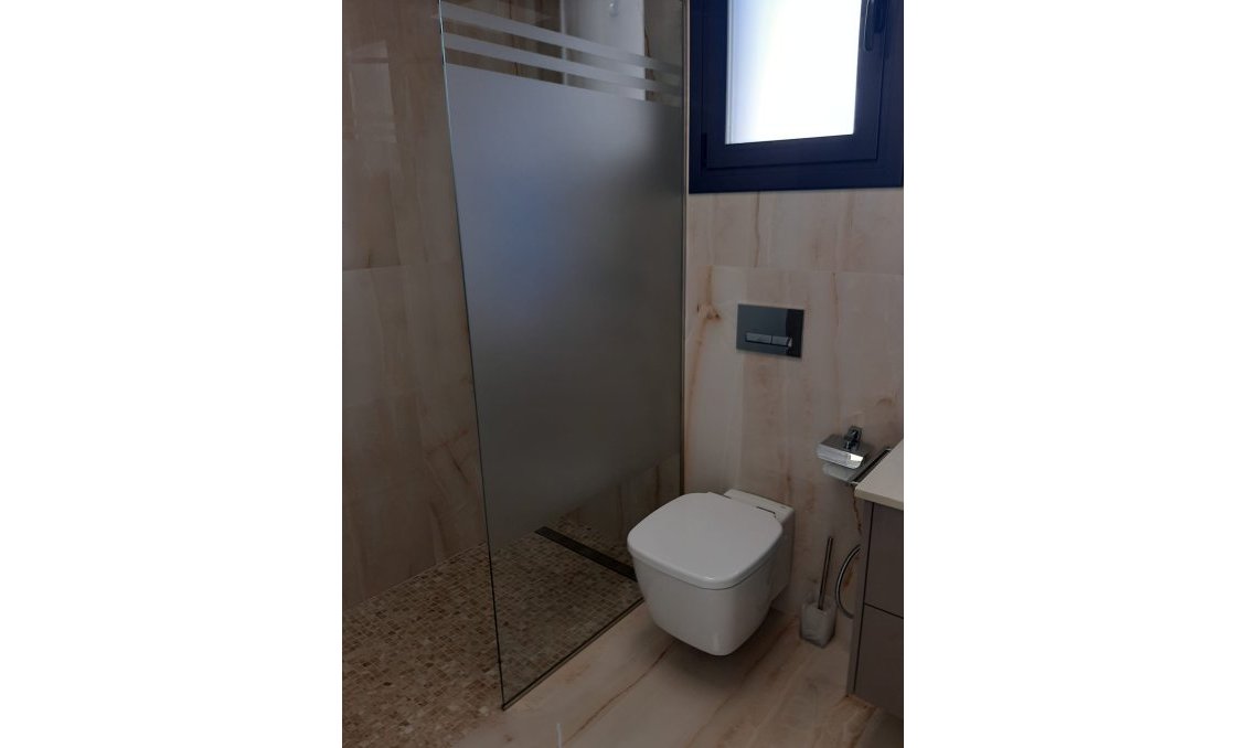 Használt Ingatlanok - Villa -
San Miguel de Salinas - Inland